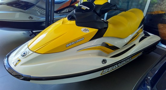 Jet-GTI-Amarelo-Lateral